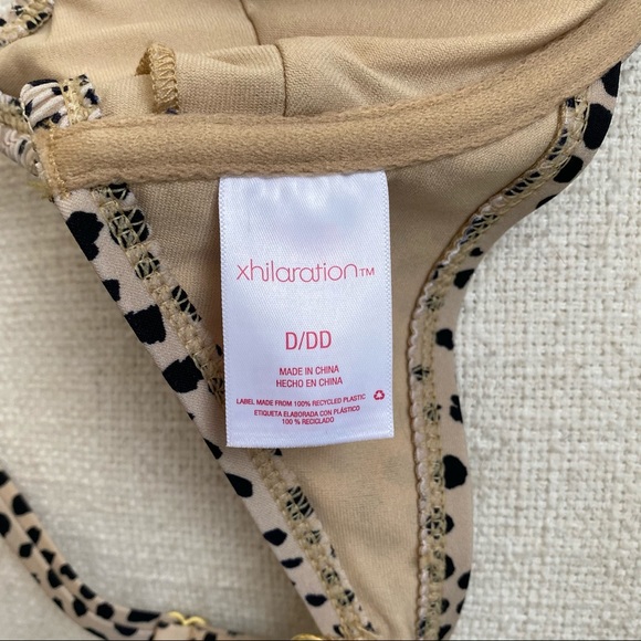 Leopard Print Bikini - Picture 12 of 12